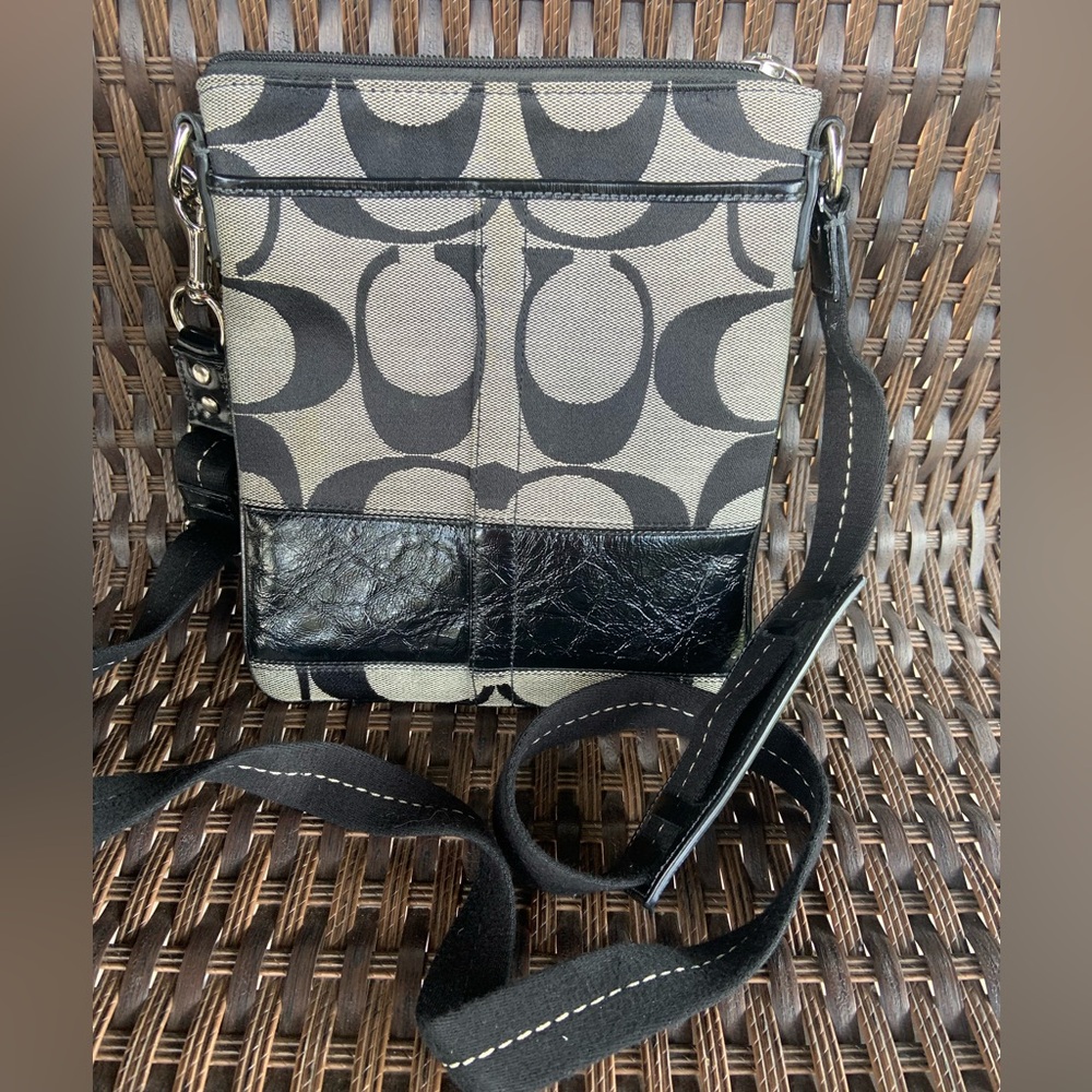 Coach Crossbody Canvas & Patent Leather Bag Purse - Picture 5 of 14